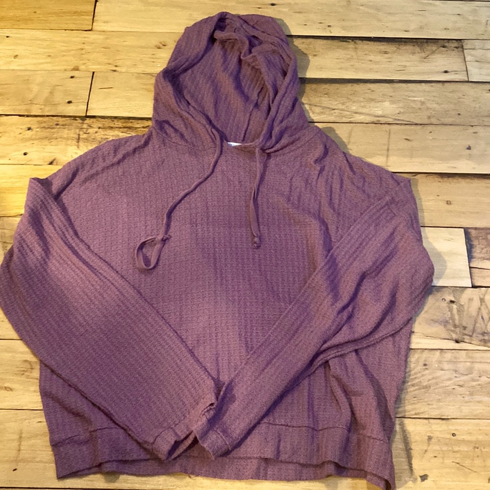 Lightweight hooded sweater